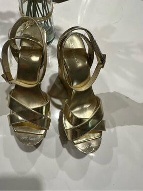 Jimmy Choo wedge Gold Strappy Women's Sandals, size 39